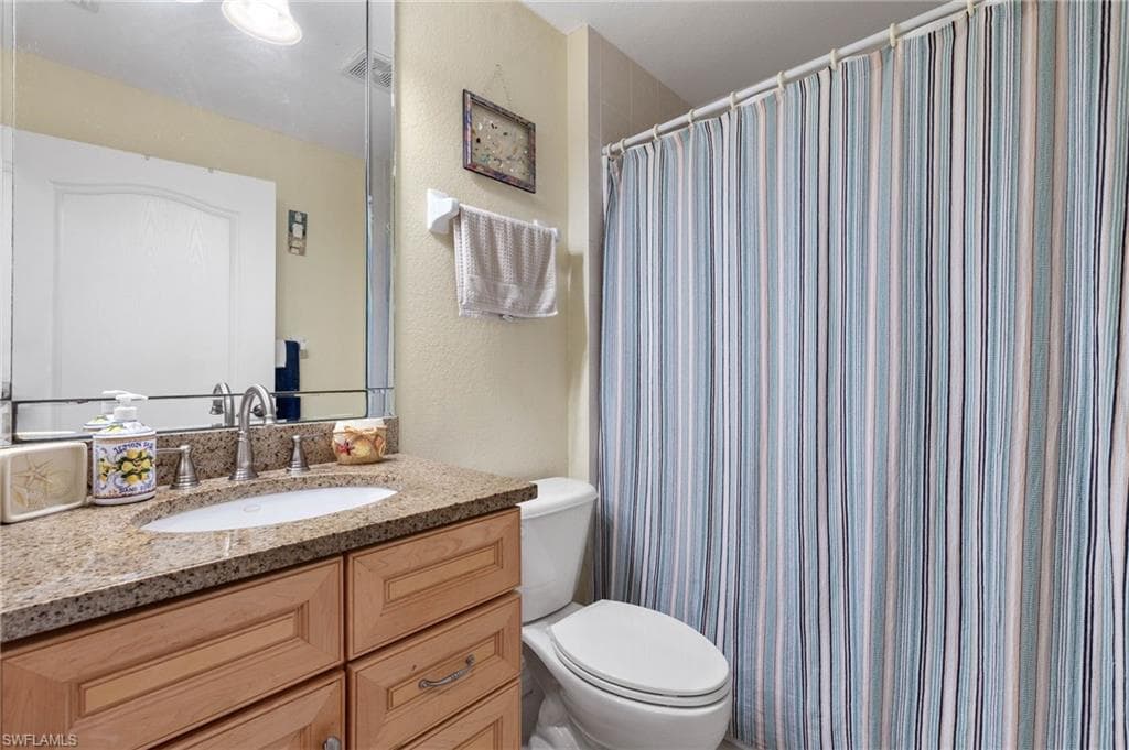 4566 SE 5th PL 105-19