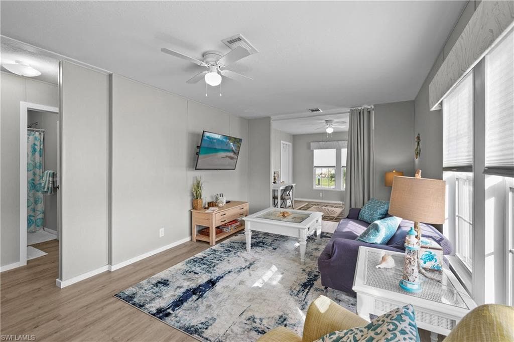 1747 Beverly DR-10