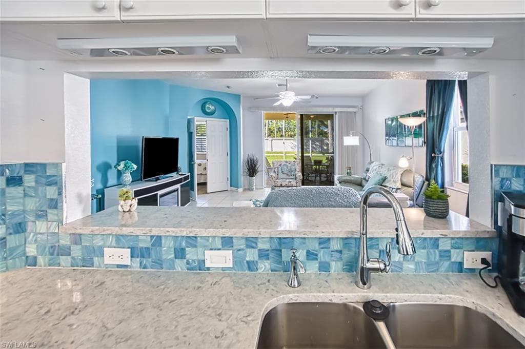 13616 Gulf Breeze ST-18