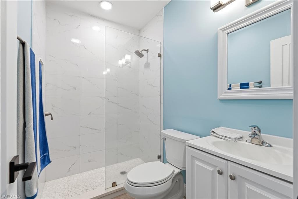 473 12th AVE S B2-14