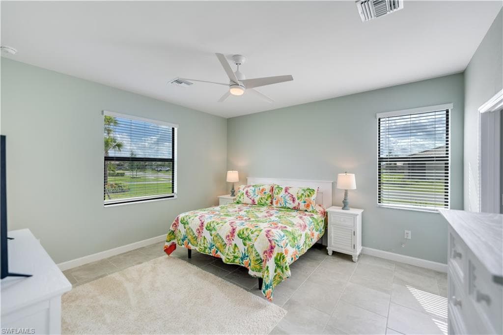 18546 Ives DR-17