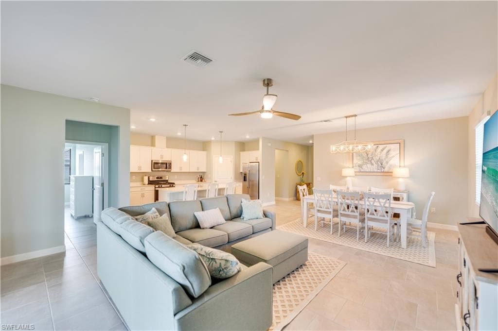 18546 Ives DR-11