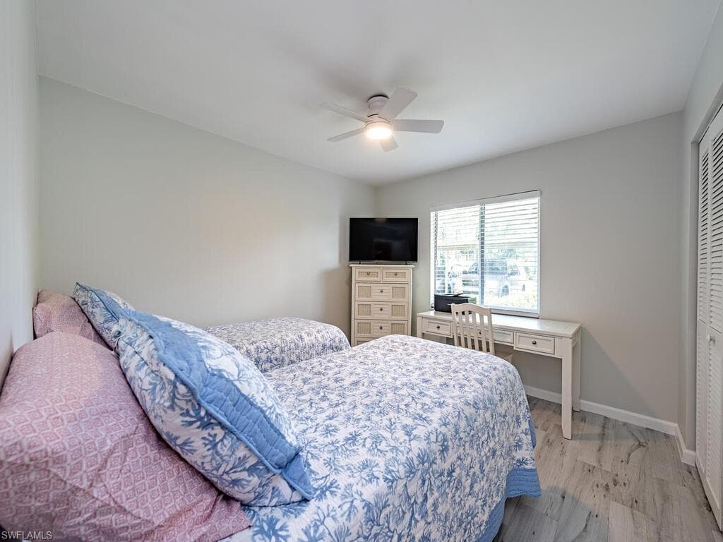 4556 ANDOVER WAY E104-9