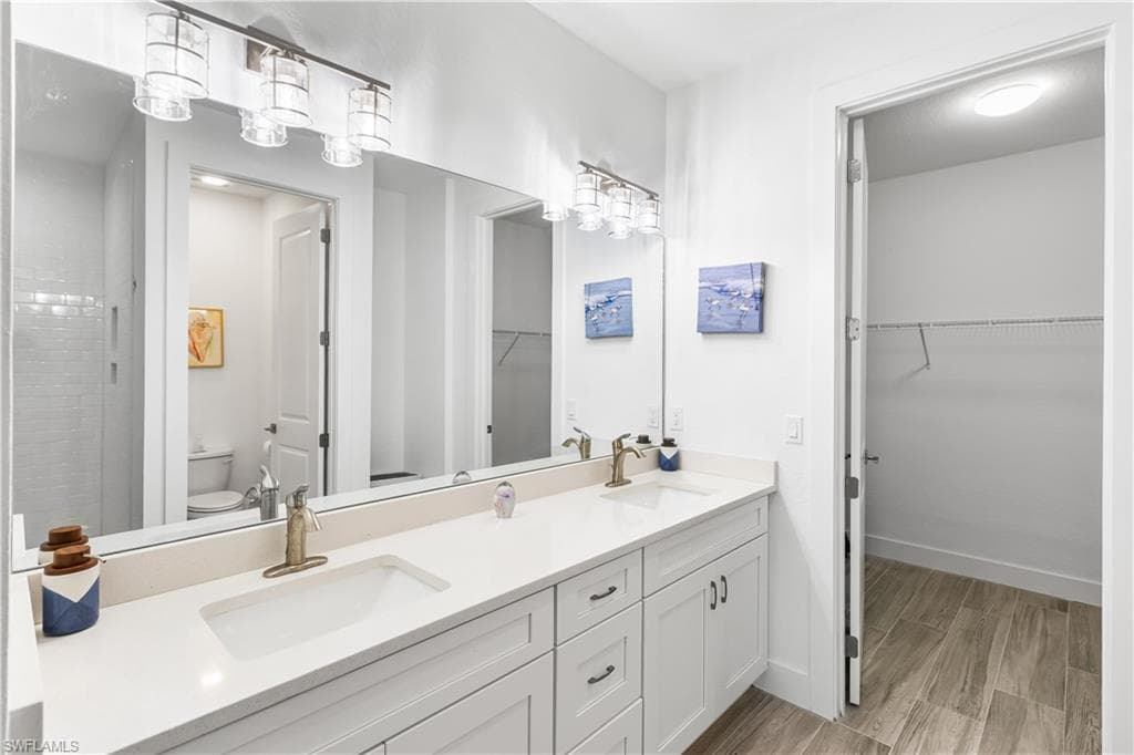 13460 Causeway Palms CV-17