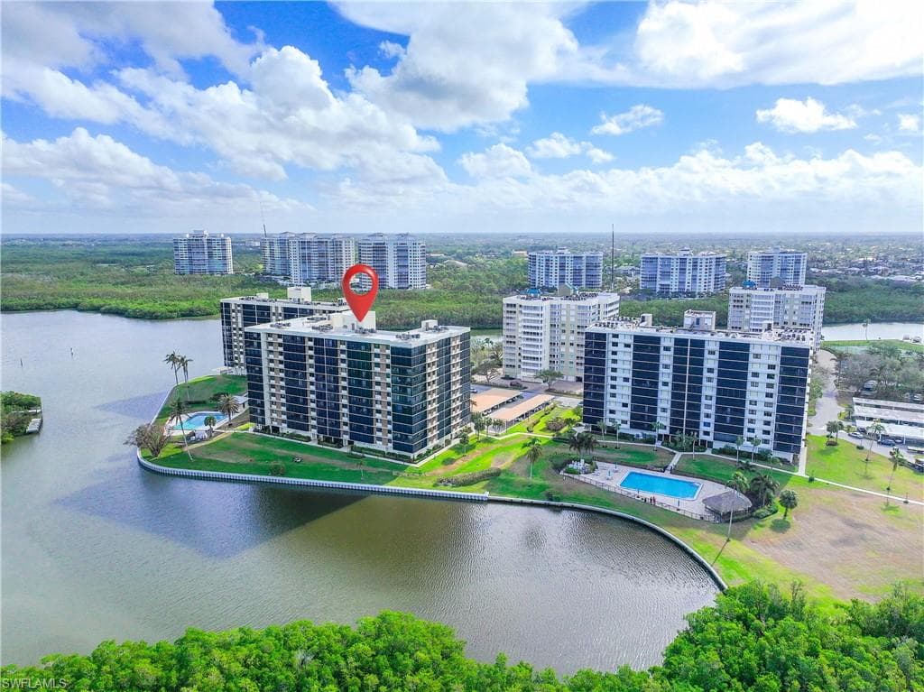 15 Bluebill AVE 103s-2