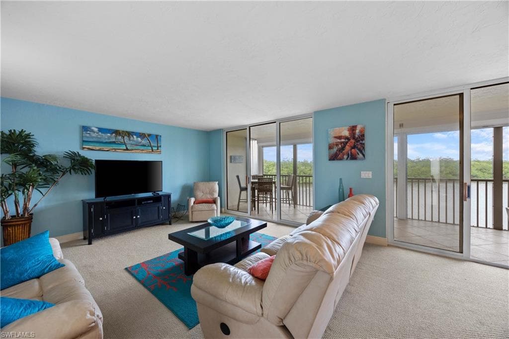 15 Bluebill AVE 103s-16