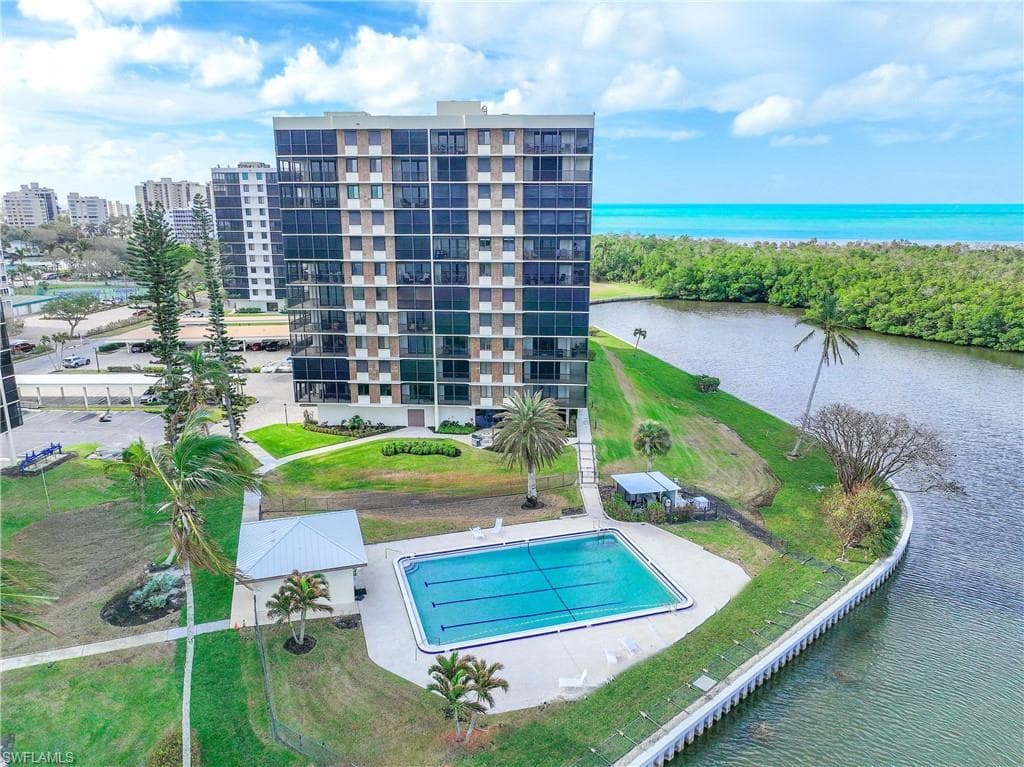 15 Bluebill AVE 103s-30