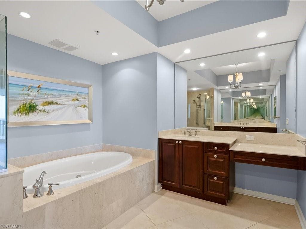 1050 Borghese LN 1804-16