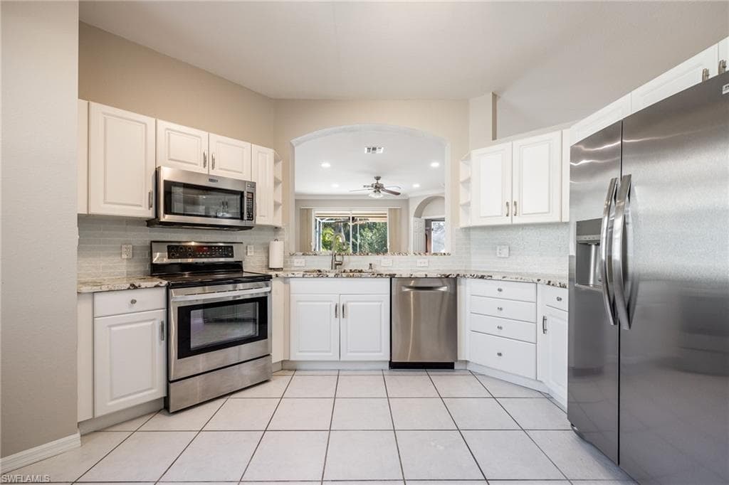 7678 Bay Lake DR-14