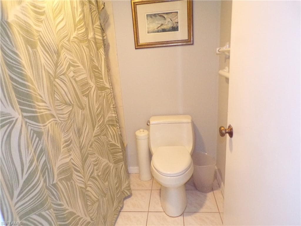 7500 Estero BLVD 201-19