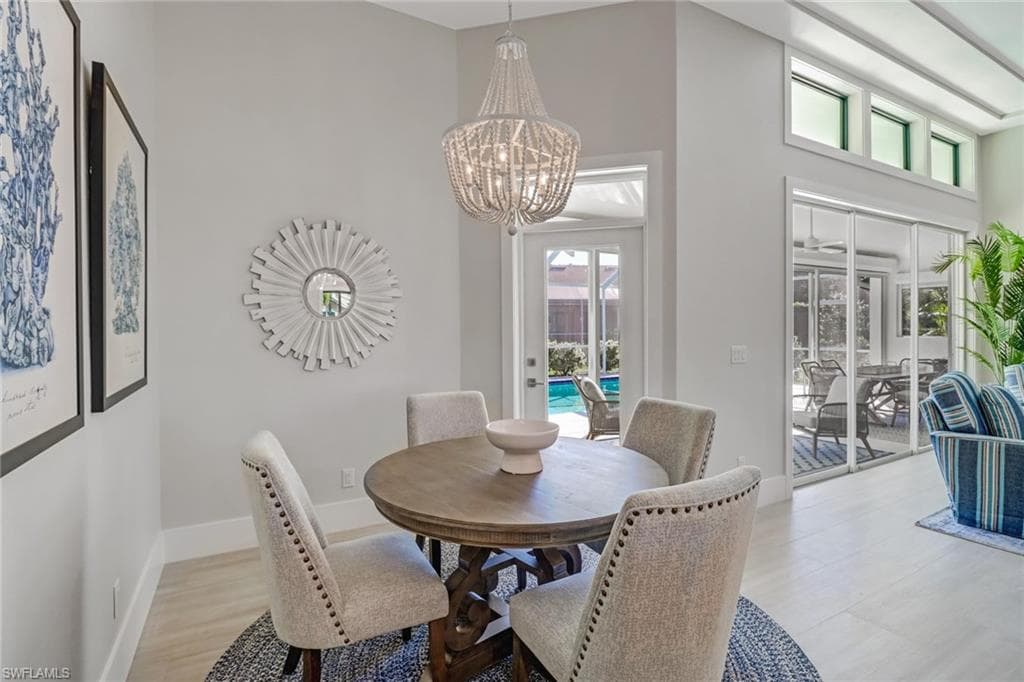 28070 Winthrop CIR-12