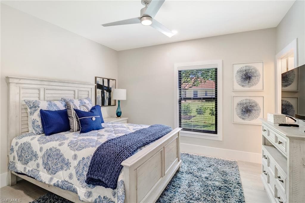 28070 Winthrop CIR-20