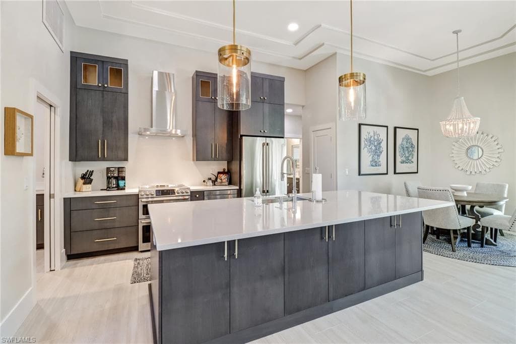 28070 Winthrop CIR-10
