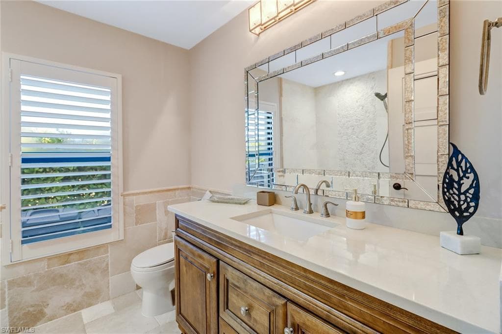 28567 Clinton LN-17