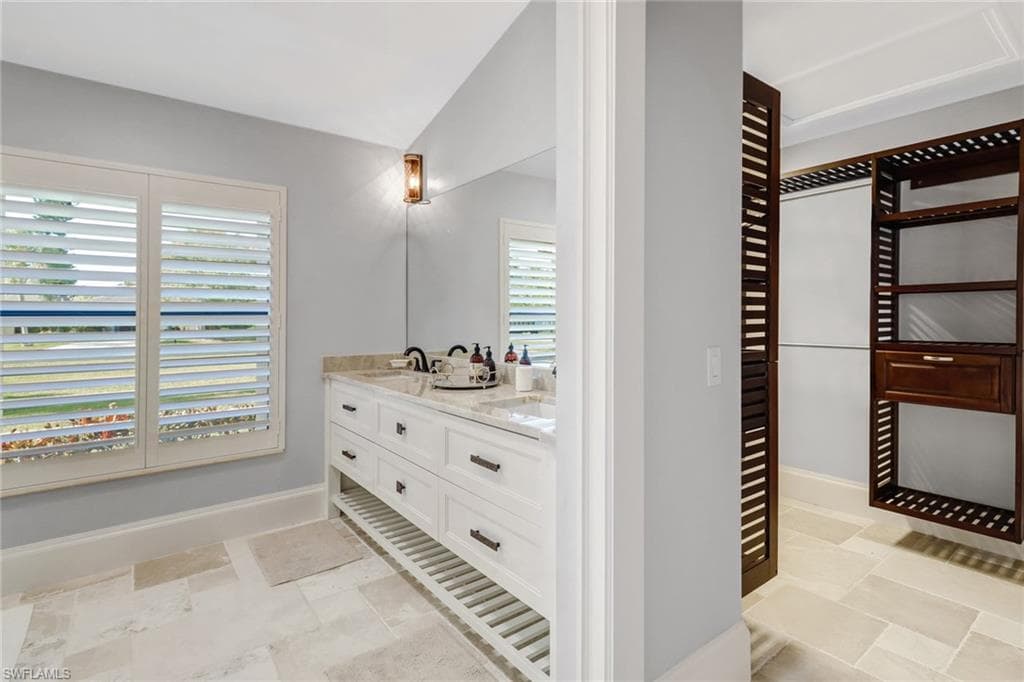 28567 Clinton LN-20