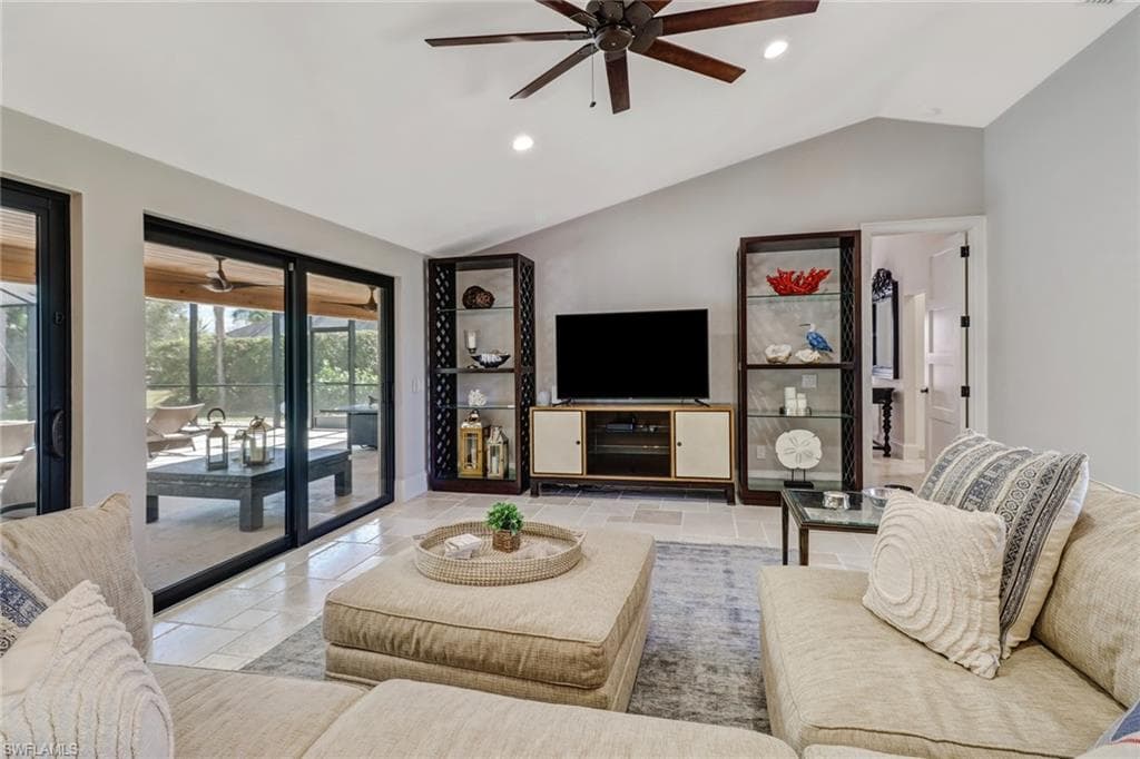 28567 Clinton LN-4
