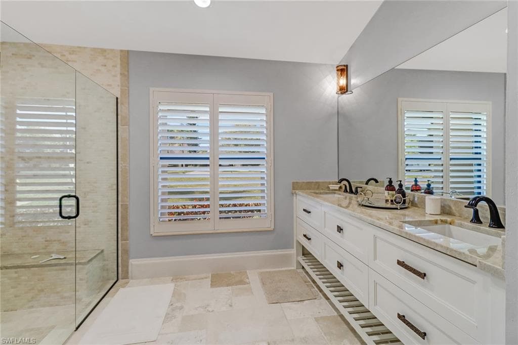 28567 Clinton LN-21