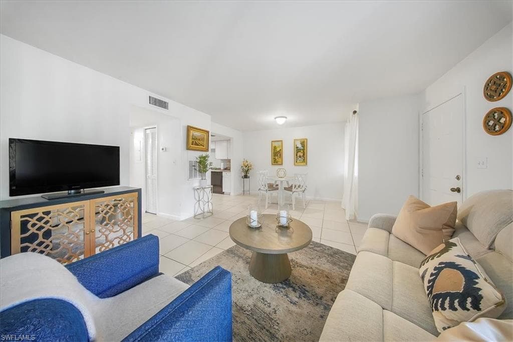 3170 Seasons WAY 802-8