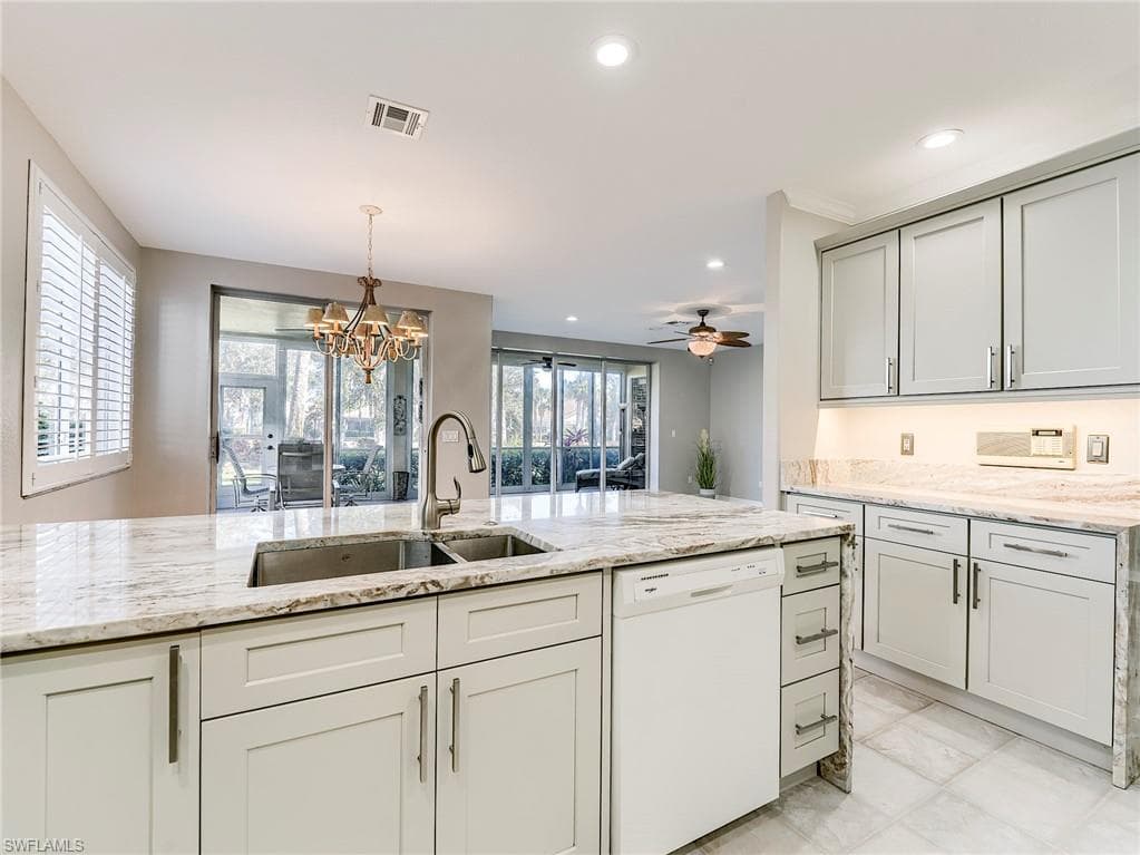 8471 Southbridge DR 1-13