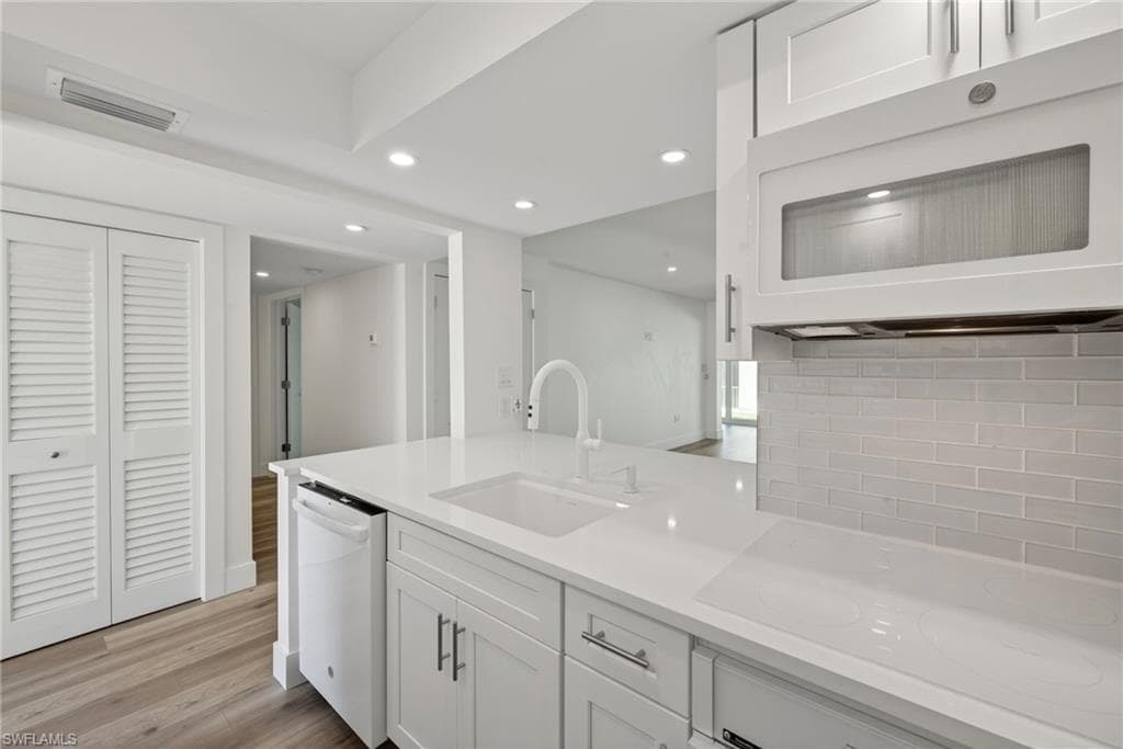 1610 Middle Gulf DR F2-8