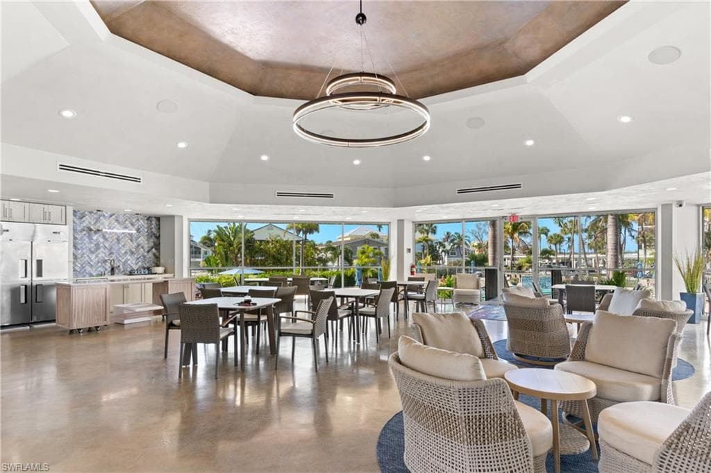 4753 Estero BLVD 804-23