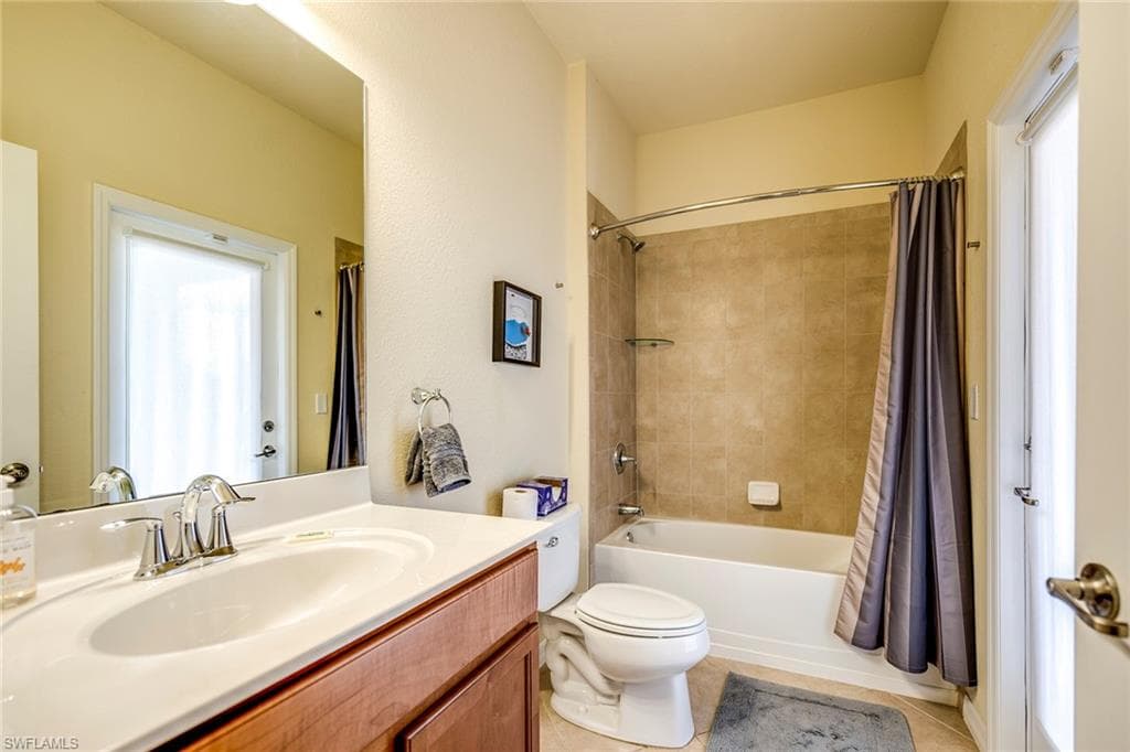 14796 Canton CT-14