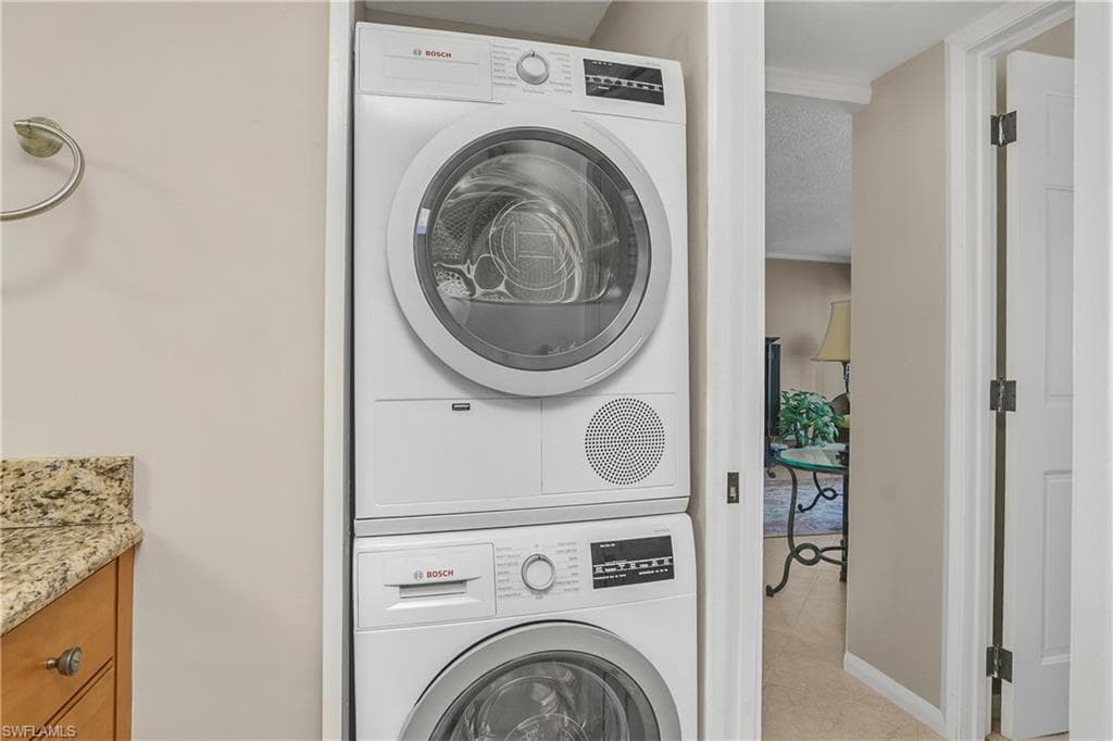 4005 Gulf Shore BLVD N 1405-16