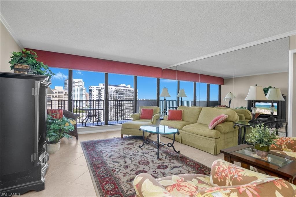 4005 Gulf Shore BLVD N 1405-3