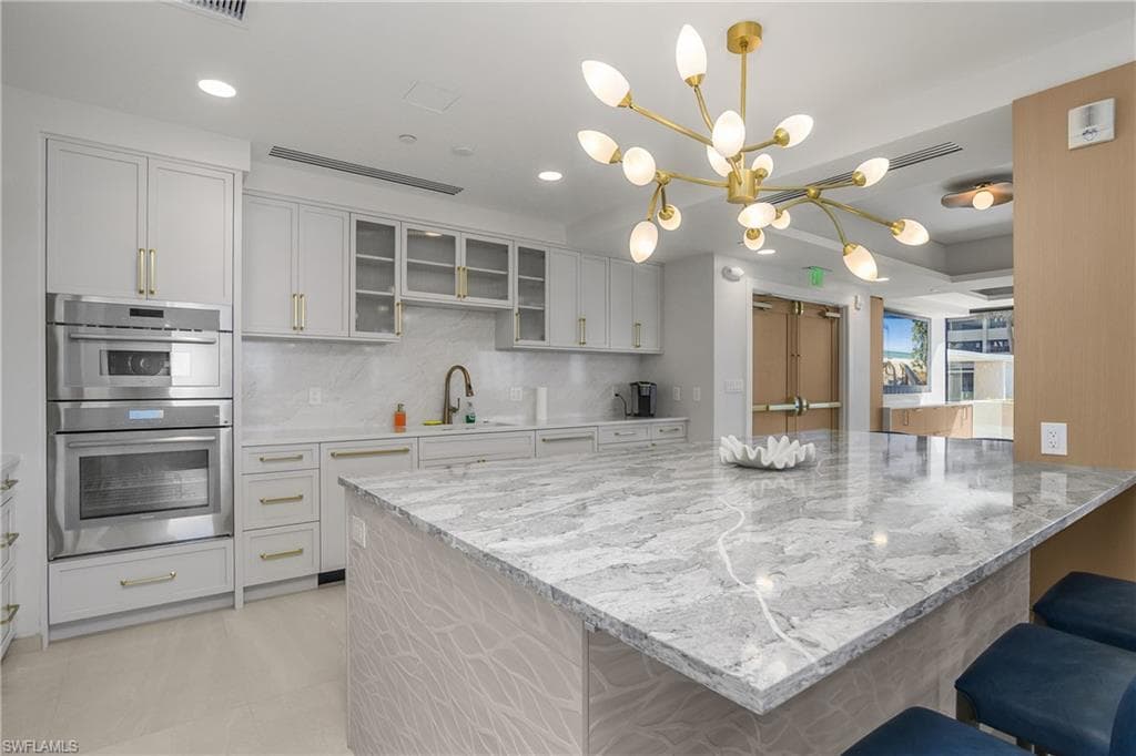 4005 Gulf Shore BLVD N 1405-18