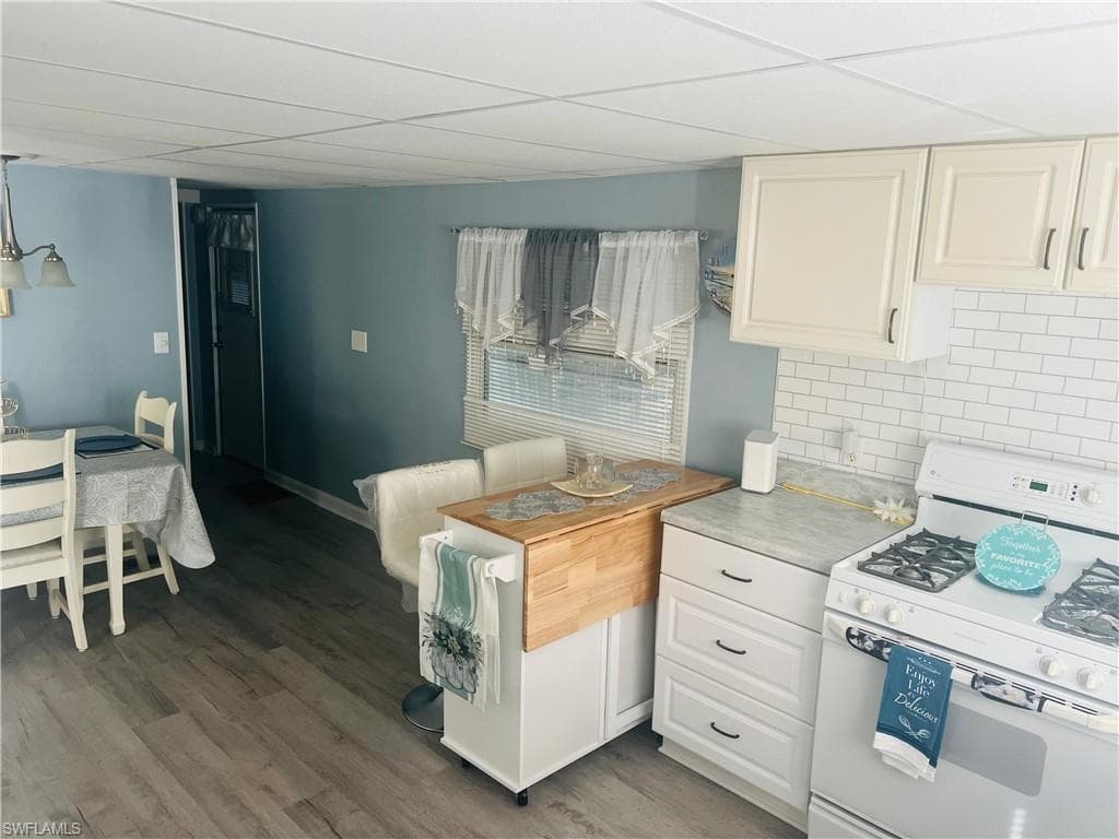 471 Palm DR 310-1