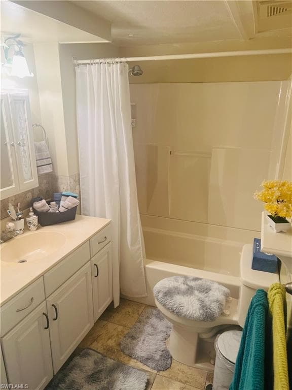 471 Palm DR 310-5