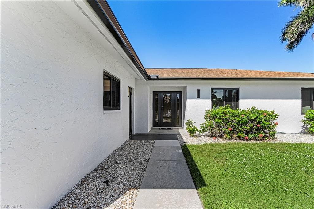 121 JAMAICA DR-3