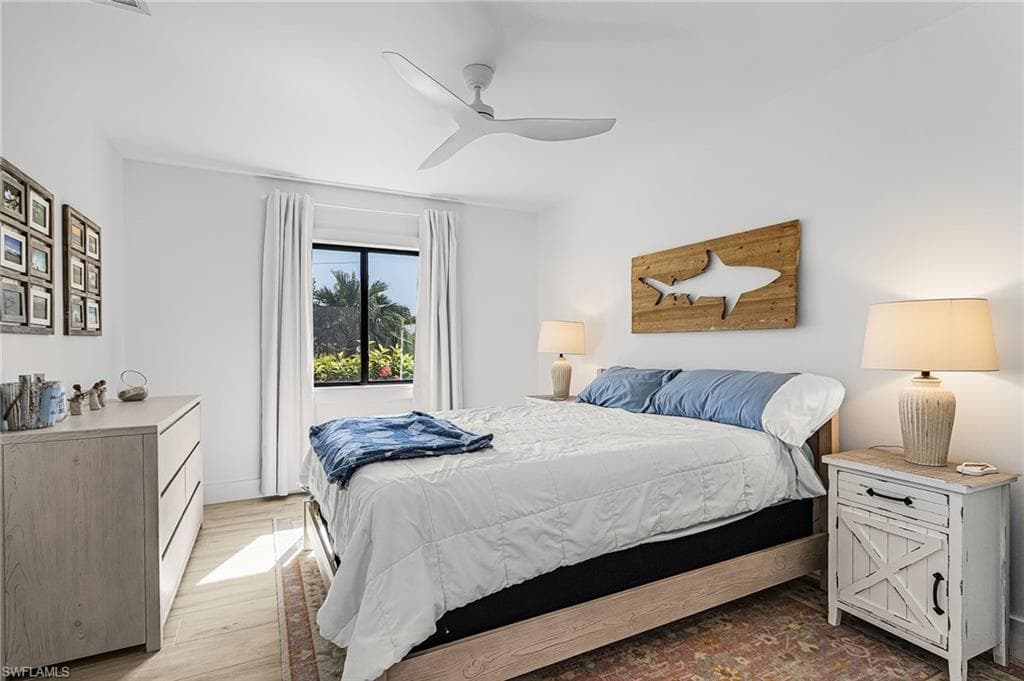 121 JAMAICA DR-15