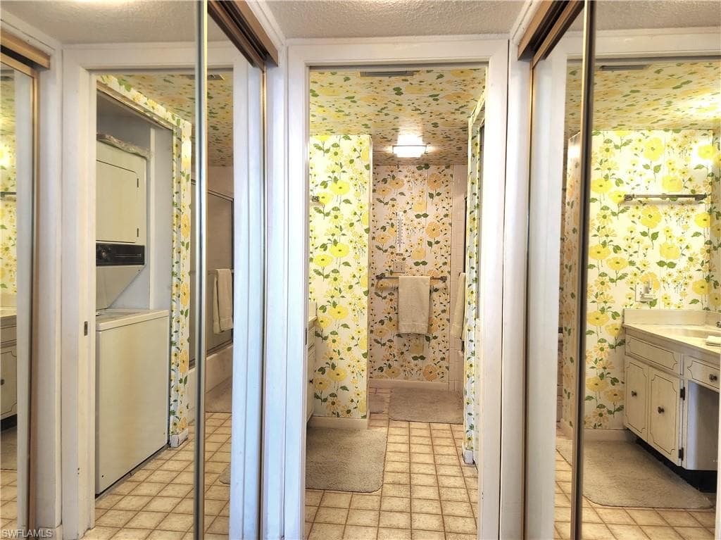 3490 N Key DR 403-20