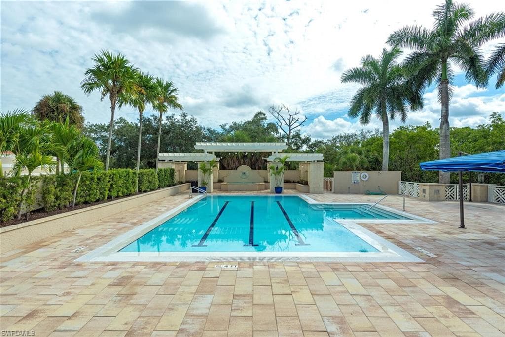 1252 POCANTICO LN-42