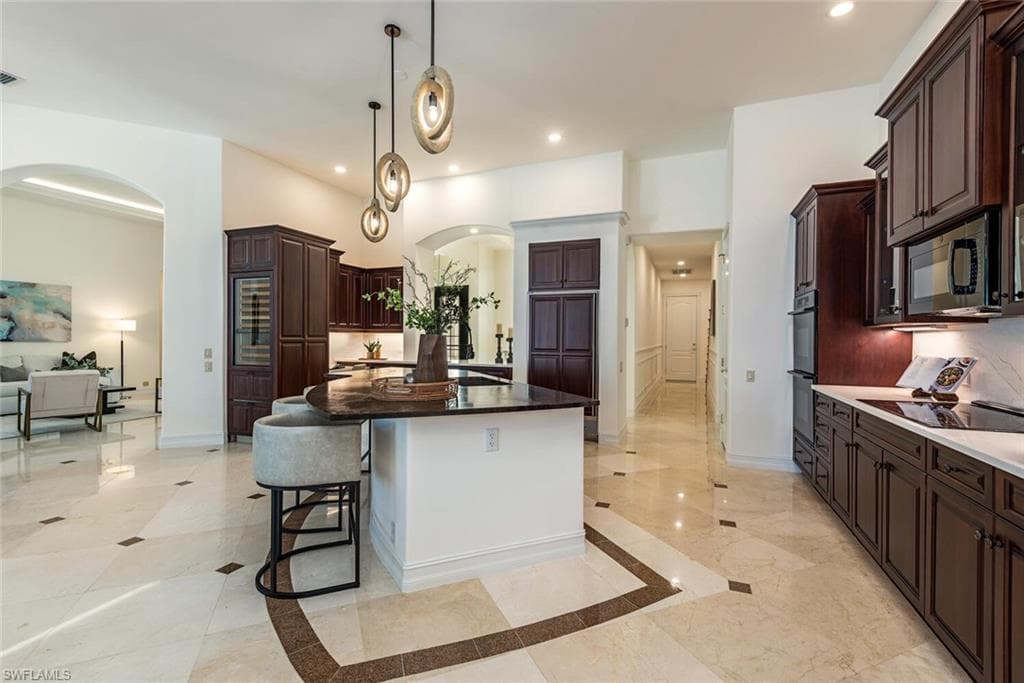 1252 POCANTICO LN-15