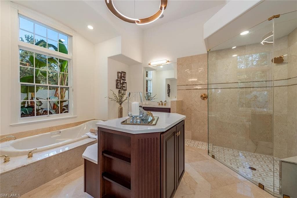 1252 POCANTICO LN-19