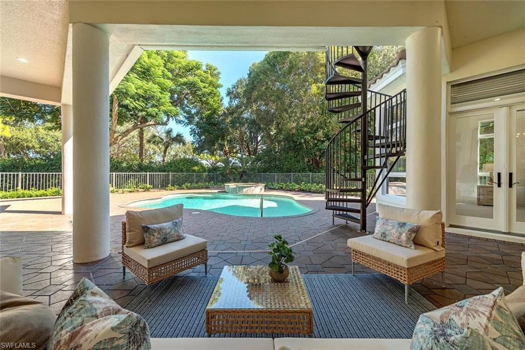 1252 POCANTICO LN-8