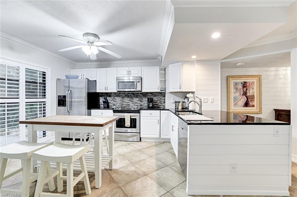 1085 Bald Eagle DR C303-11