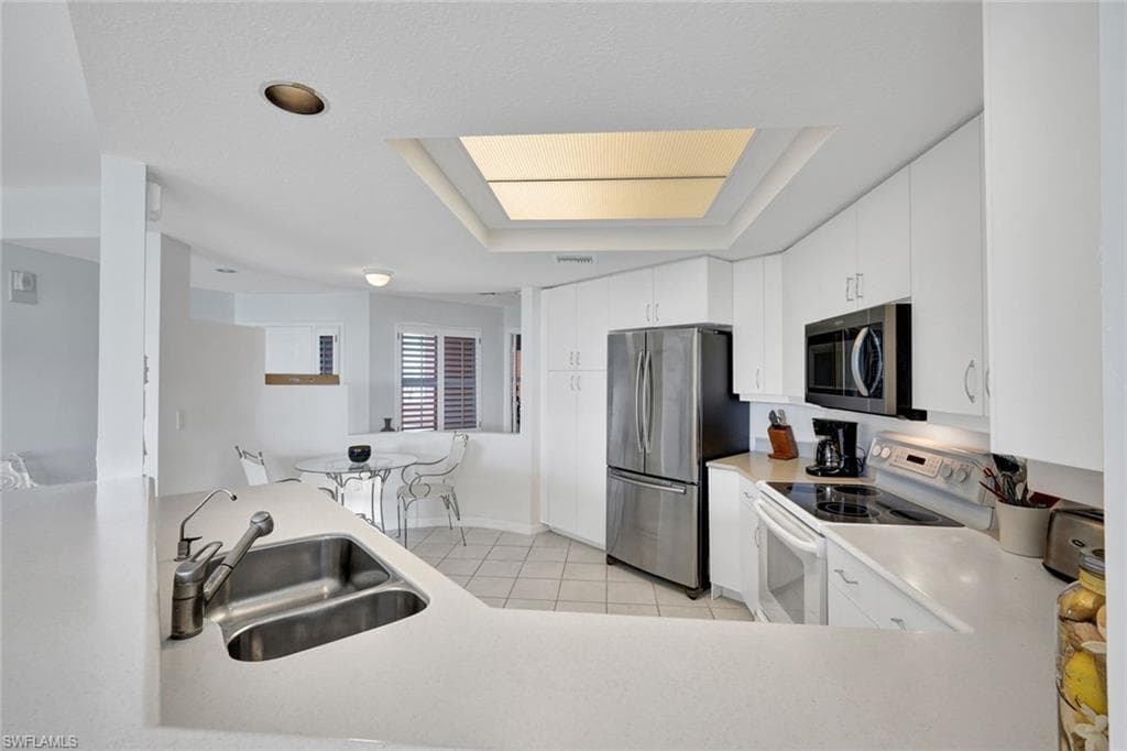 262 Barefoot Beach BLVD 205-7