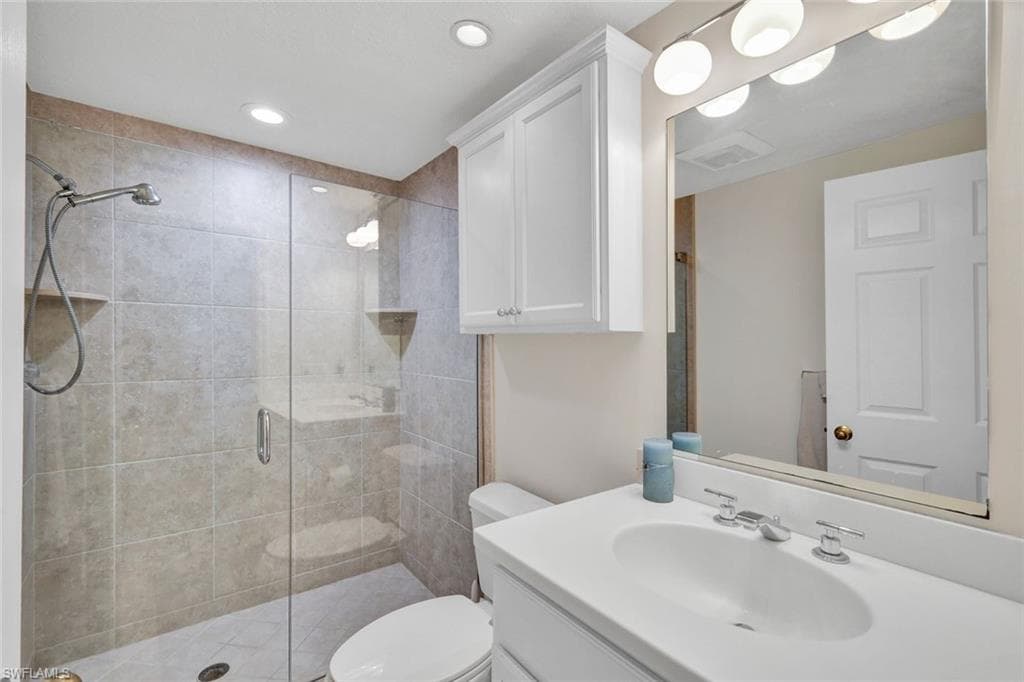 262 Barefoot Beach BLVD 205-15