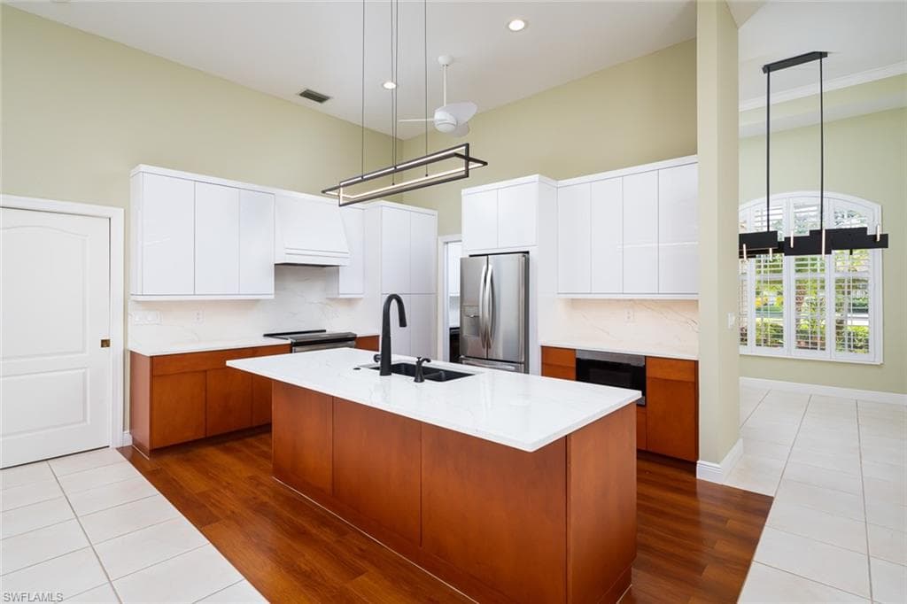 6900 Mill Run CIR-17