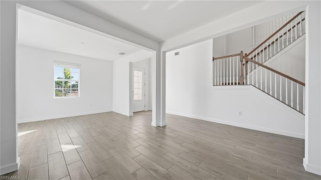 15705 Raveneli CT-7
