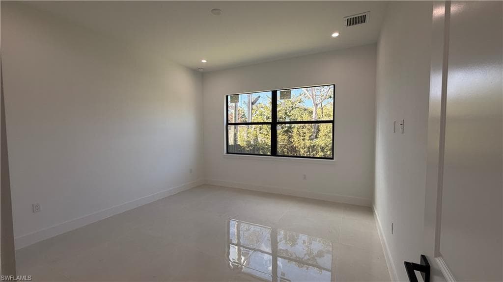 4710 Acadia LN-5