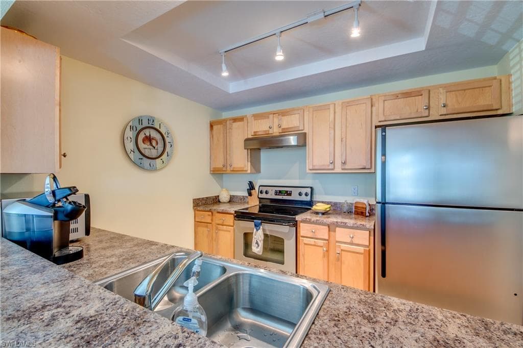 3324 N Key DR 5-13