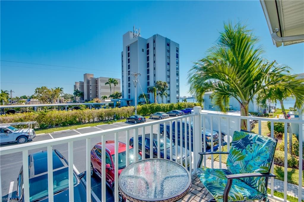 3324 N Key DR 5-26