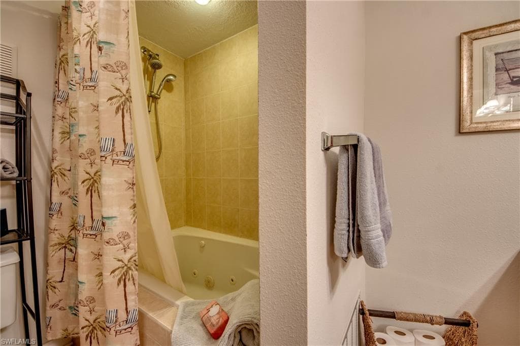 3324 N Key DR 5-22