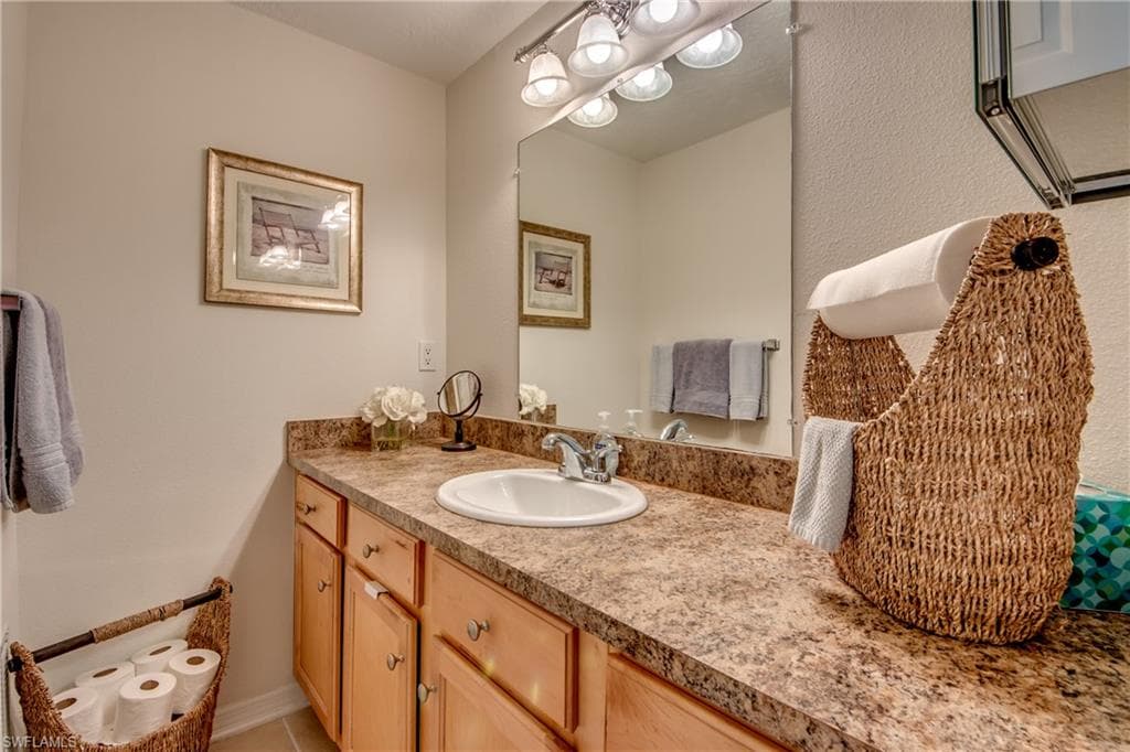 3324 N Key DR 5-21