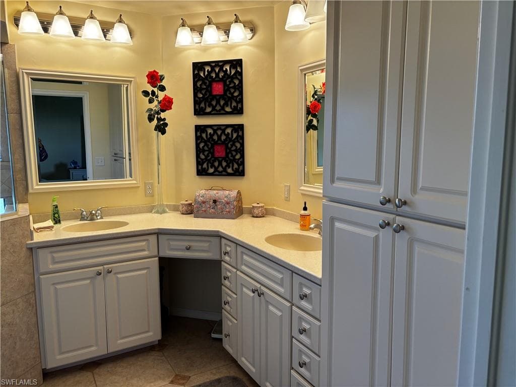 649 Beachwalk CIR C101-22