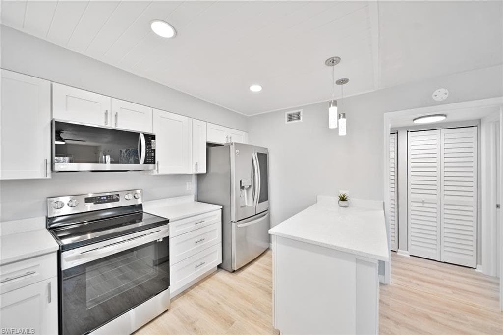 16881 Davis RD 721-8